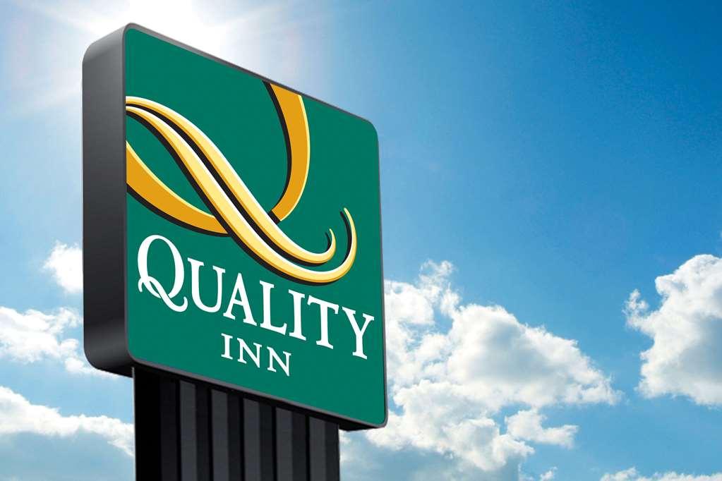 Quality Inn Lexington -Horse Park Kültér fotó